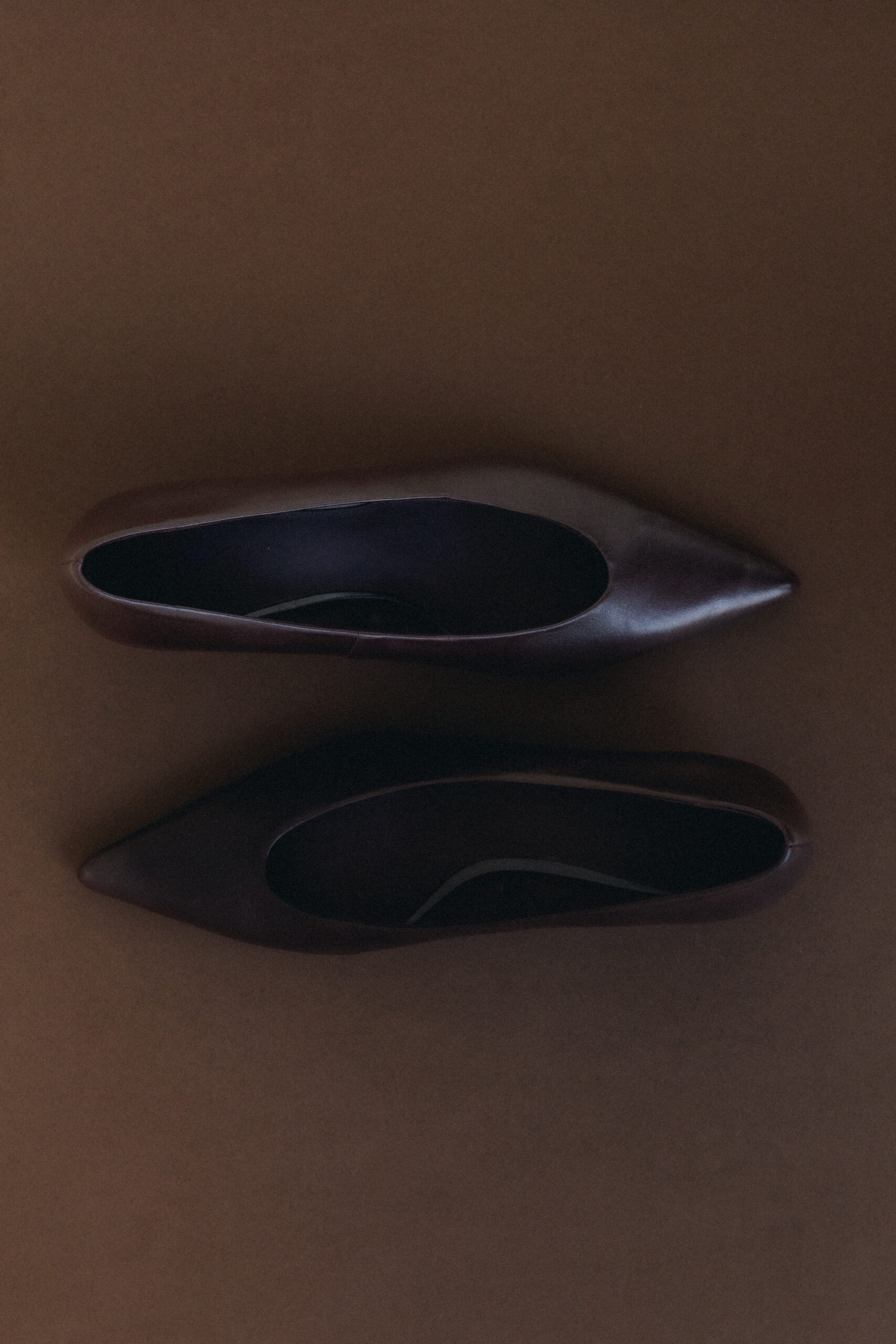 Studio Quotidien - Set design - Photos Produits natures mortes e-commerce et réseaux sociaux - chaussures